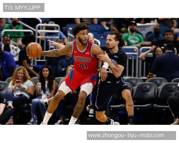 萨迪克贝高效表现17投7中斩获21分7篮板助攻全面展现实力 萨迪克贝高效表现17投7中斩获21分7篮板助攻全面展现实力